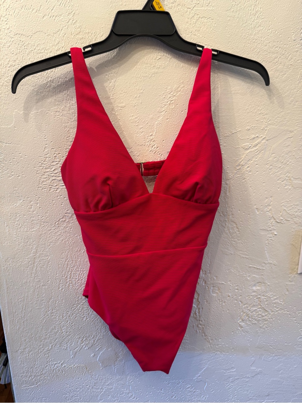 Time and Tru V-Neck One-Piece Swimsuit in Bright Red Women’s Sz Small  Brand New